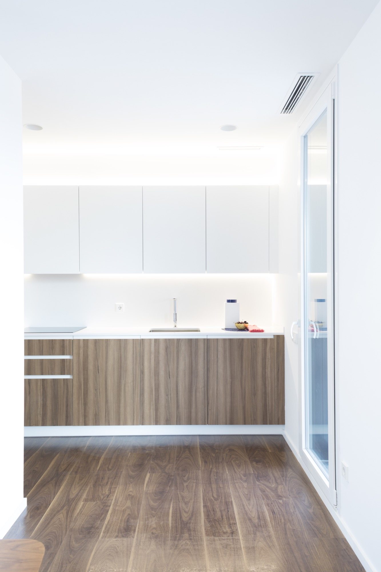 011 INHAUS MONTAVERNER acabada