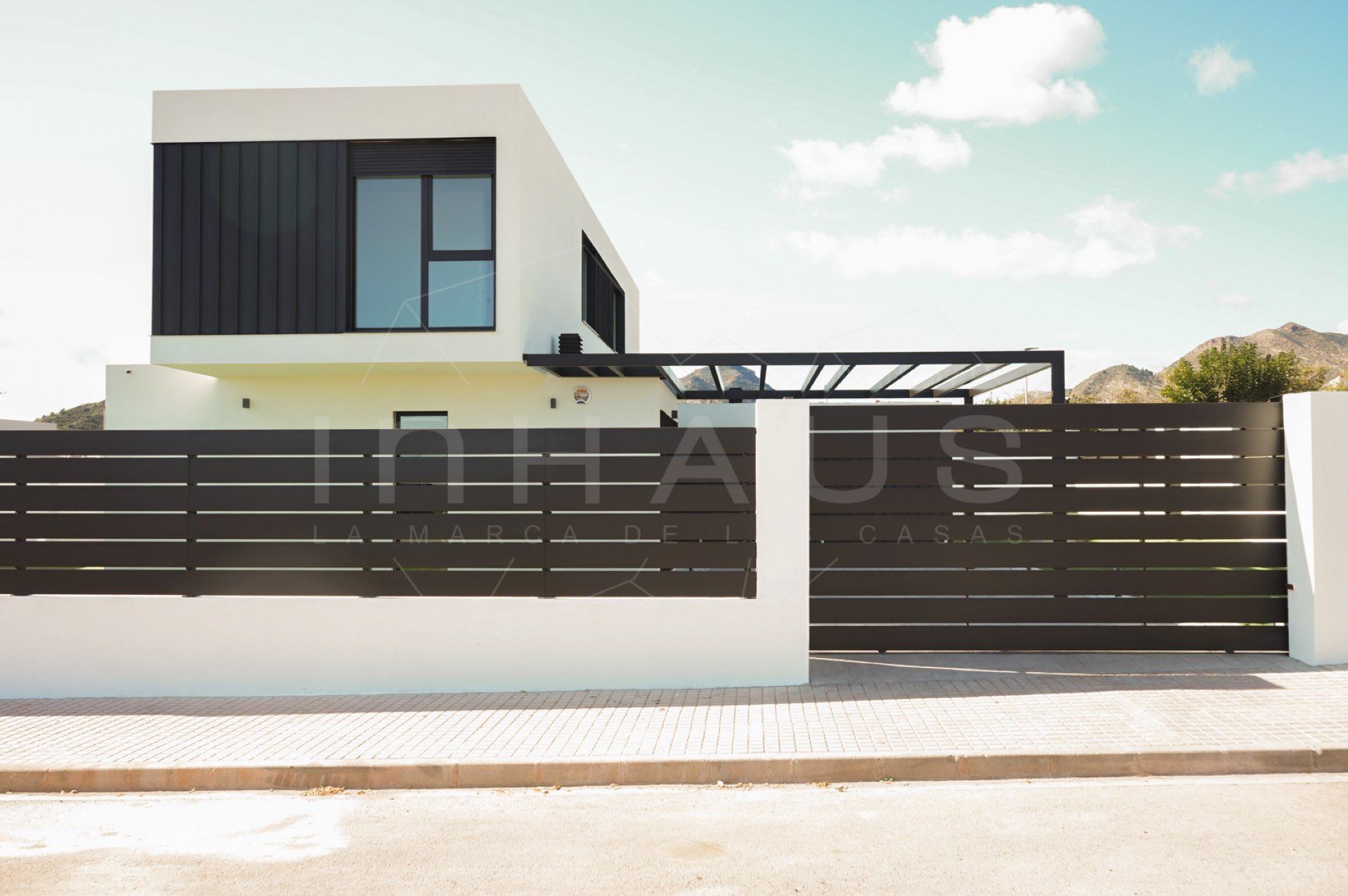 Casa industrializada hormigon Baqueira Casas inHAUS_marca al agua (4 de 27)