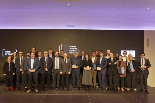 Casas inHAUS, galardonada en los XXIV Premios Cerámica de Arquitectura e Interiorismo