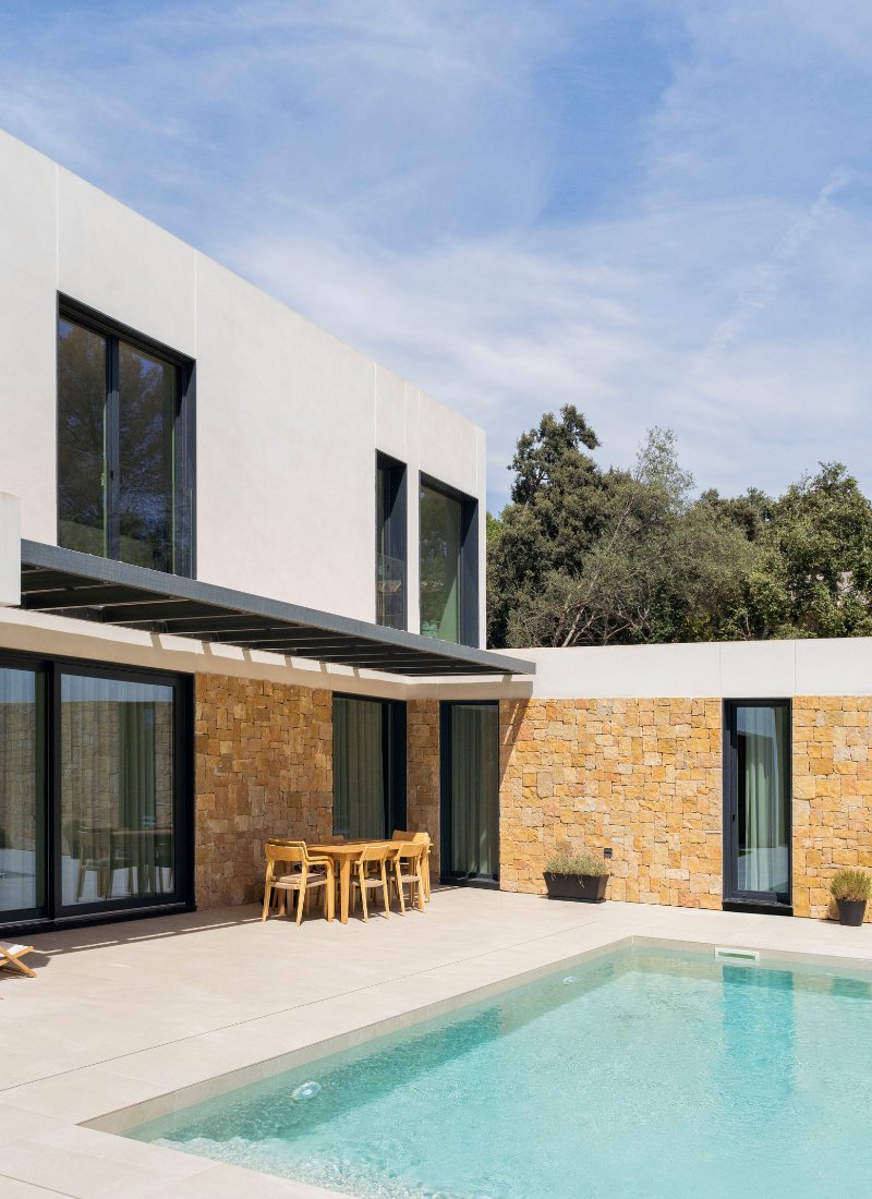 Diseño de fachada modular piedra