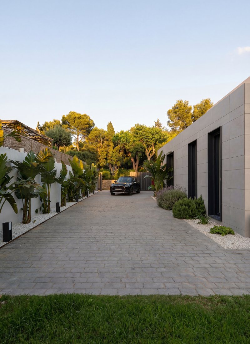 Entrada garaje casa modular