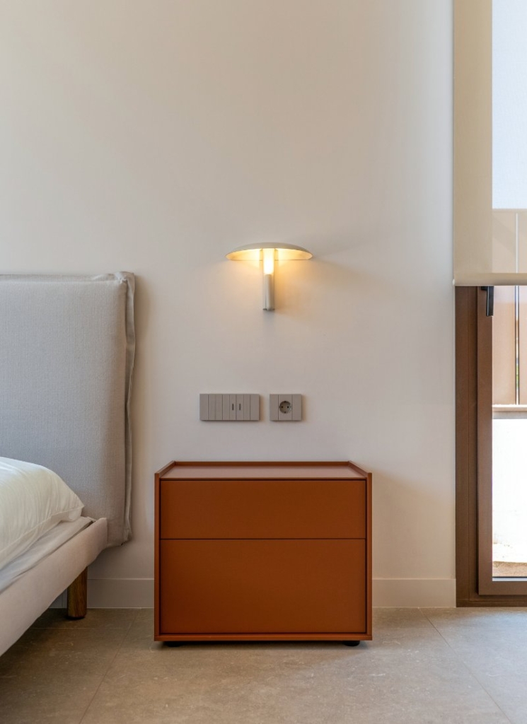 Interiorismo habitación casa modular Benicasim inhaus