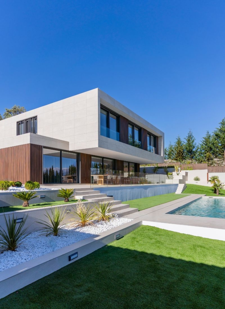 Vivienda prefabricada terreno desnivel